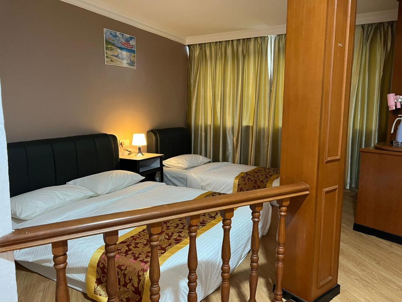 Hotel Ching Hua Segamat Kültér fotó