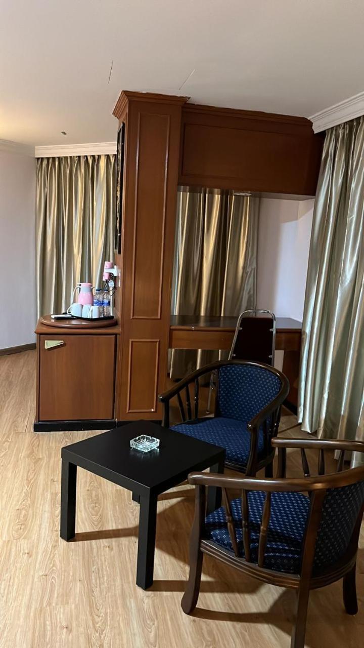 Hotel Ching Hua Segamat Kültér fotó