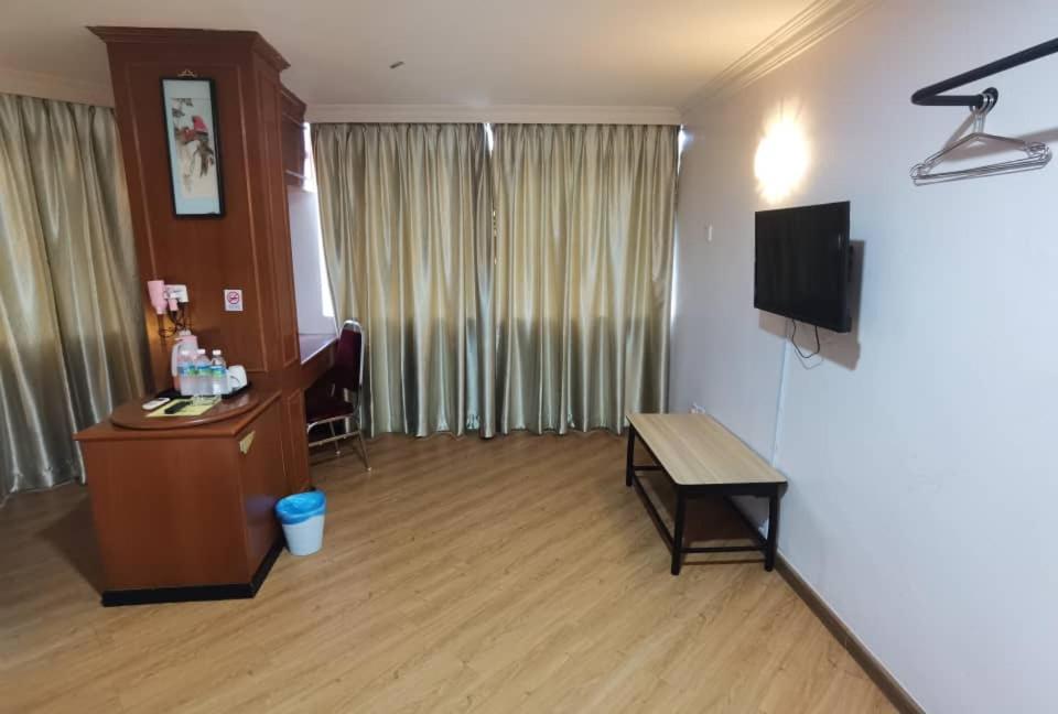 Hotel Ching Hua Segamat Kültér fotó